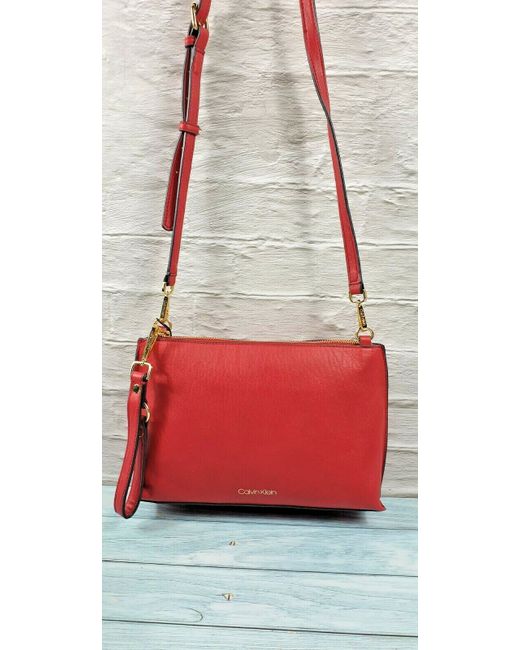 Calvin Klein Crossbody Bag Designer Bnwt  Di Colore Rosso