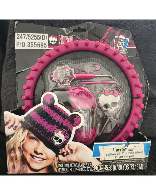 Monster High Beanie Loom Kit By Fashion Angels Diy Knit Hat Craft Set New