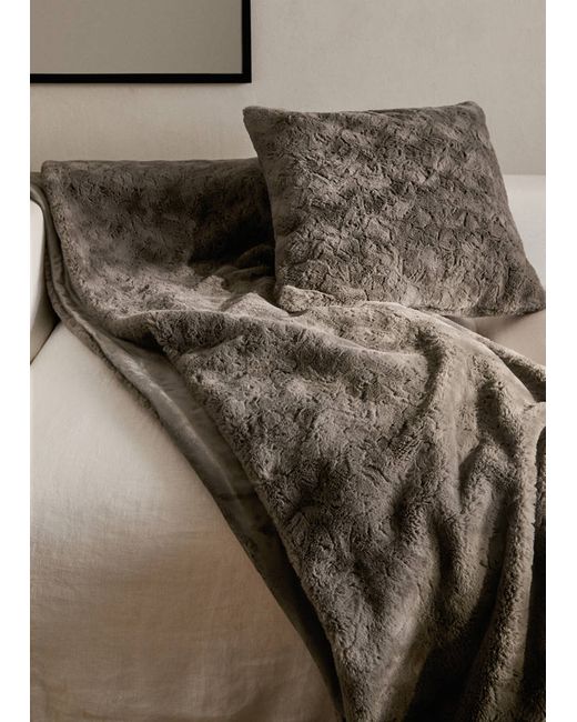 Mango Home  Gray Medium Faux-Fur Textured Blanket Grey 130x180cm Home