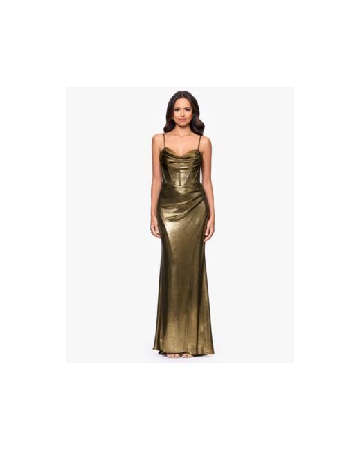 Betsy & Adam Petite Sleeveless Spaghetti Strap Long Dress  Di Colore D'Oro