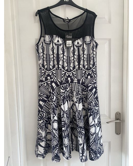 Yours Women's White Limited Black Geometric Dress 16 New With Tags