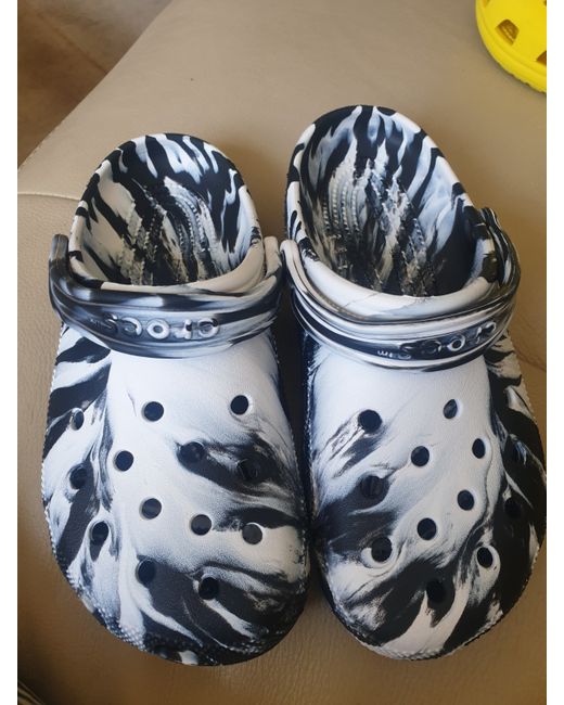 Crocs Women's  Clogs M 6 W 8