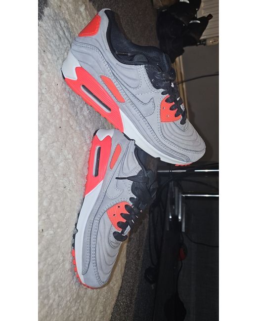 Nike Women's Silver 11 Air Max 90 Night Bright Crimson 2020