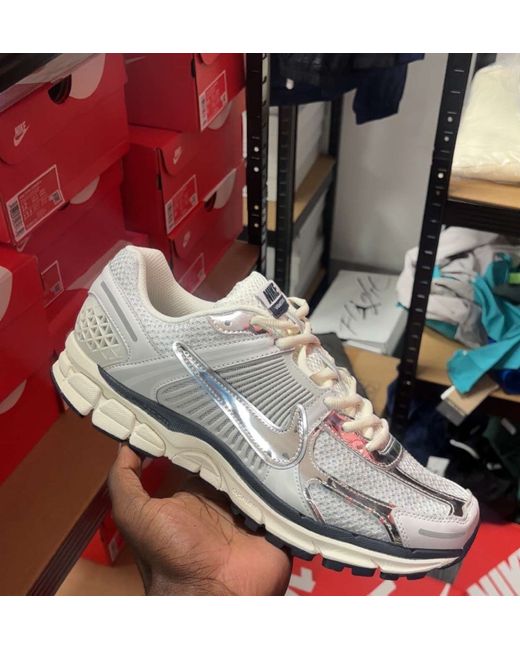 Nike Women's Silver Zoom Vomero 5 Photon Dust Metallic Uk 10