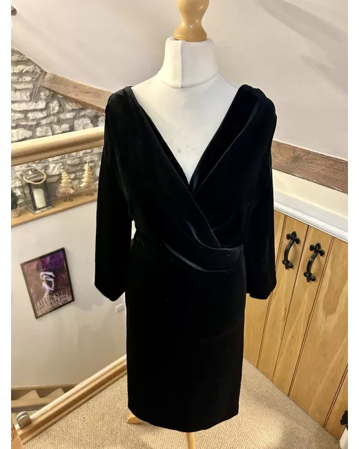 Yours Women's Black Clothing Velvet Faux Wrap Dress 26/28 Bnwt
