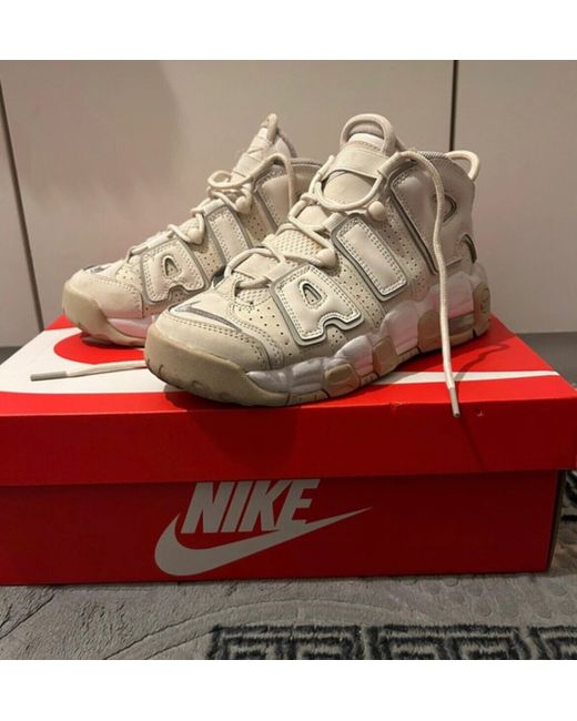 Nike Women's  Air More Uptempo Phantom