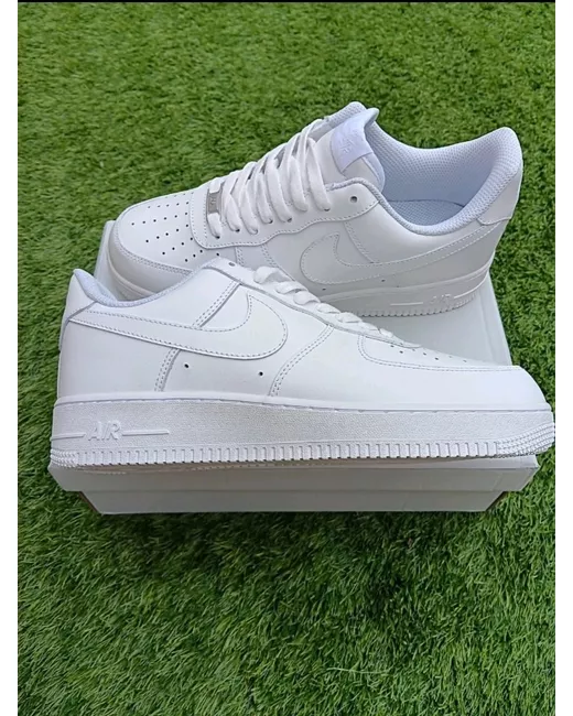 Nike Women's White Air Force 1 Low