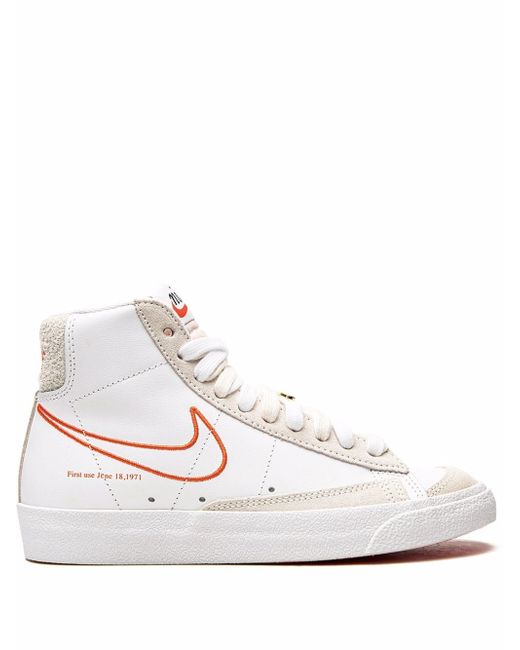 Nike Women's White Blazer Mid 77 Se First Use Sneakers