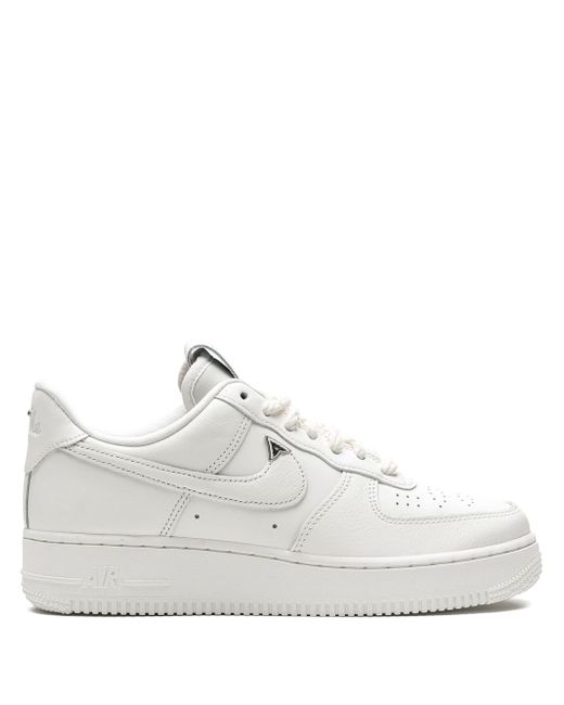 Nike Women's White Air Force 1 Low Sneakers