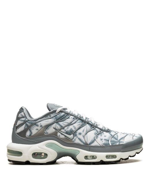 Nike Women's Blue Air Max Plus Sneakers
