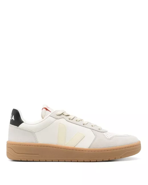 Veja Women's  V 82 Sneakers