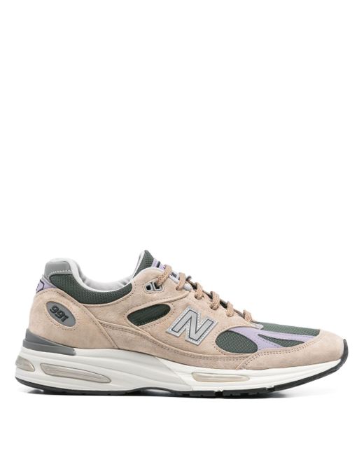 New Balance Women's Beige Sneakers 991v2