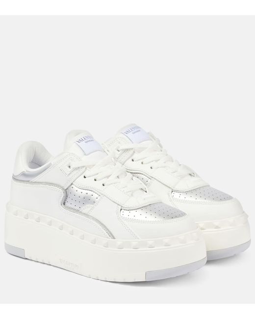 Valentino Garavani Freedots Xl Leather Platform Sneakers Da Women Di Colore Bianco