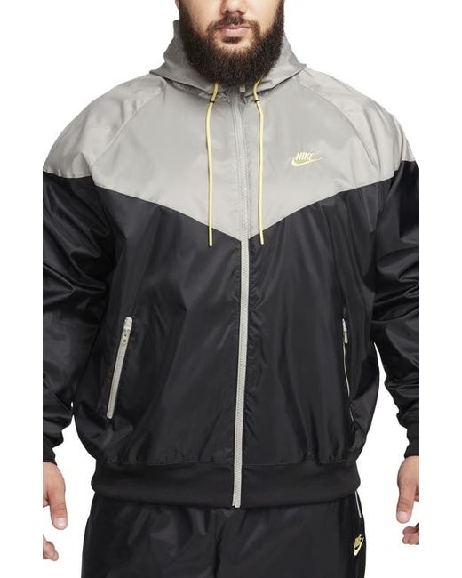 Nike Sportswear Windrunner Woven Hooded Jacket in Black